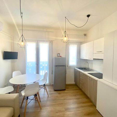 Maria Luisa - Piazza Mazzini - 30 Mt Dal Mare - Jesolo Lägenhet Exteriör bild